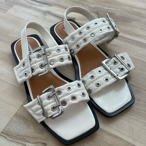 Steve Madden sandals